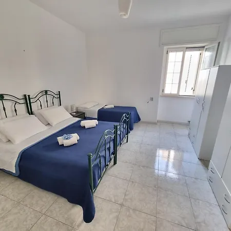 Casette A Un Passo Dal Mare Apartment *